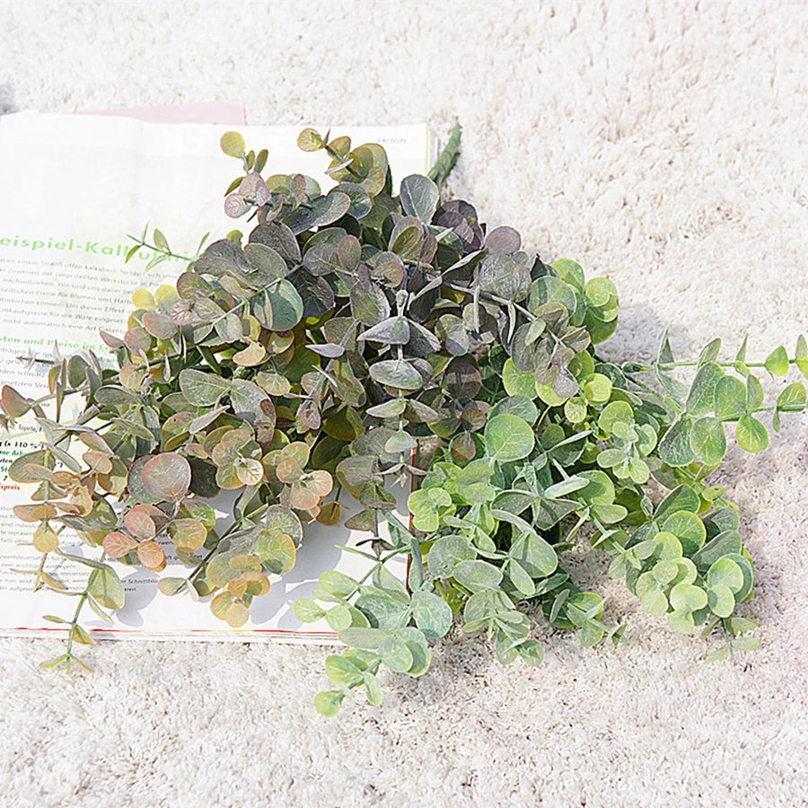 Artificial Plastic Plants Leaves Green Eucalyptus Branch for Garden